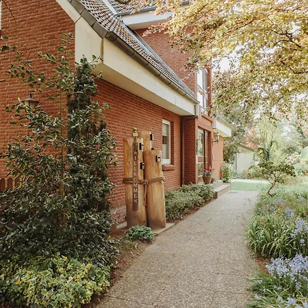 Gaestehaus Broecker 8 * Büsum